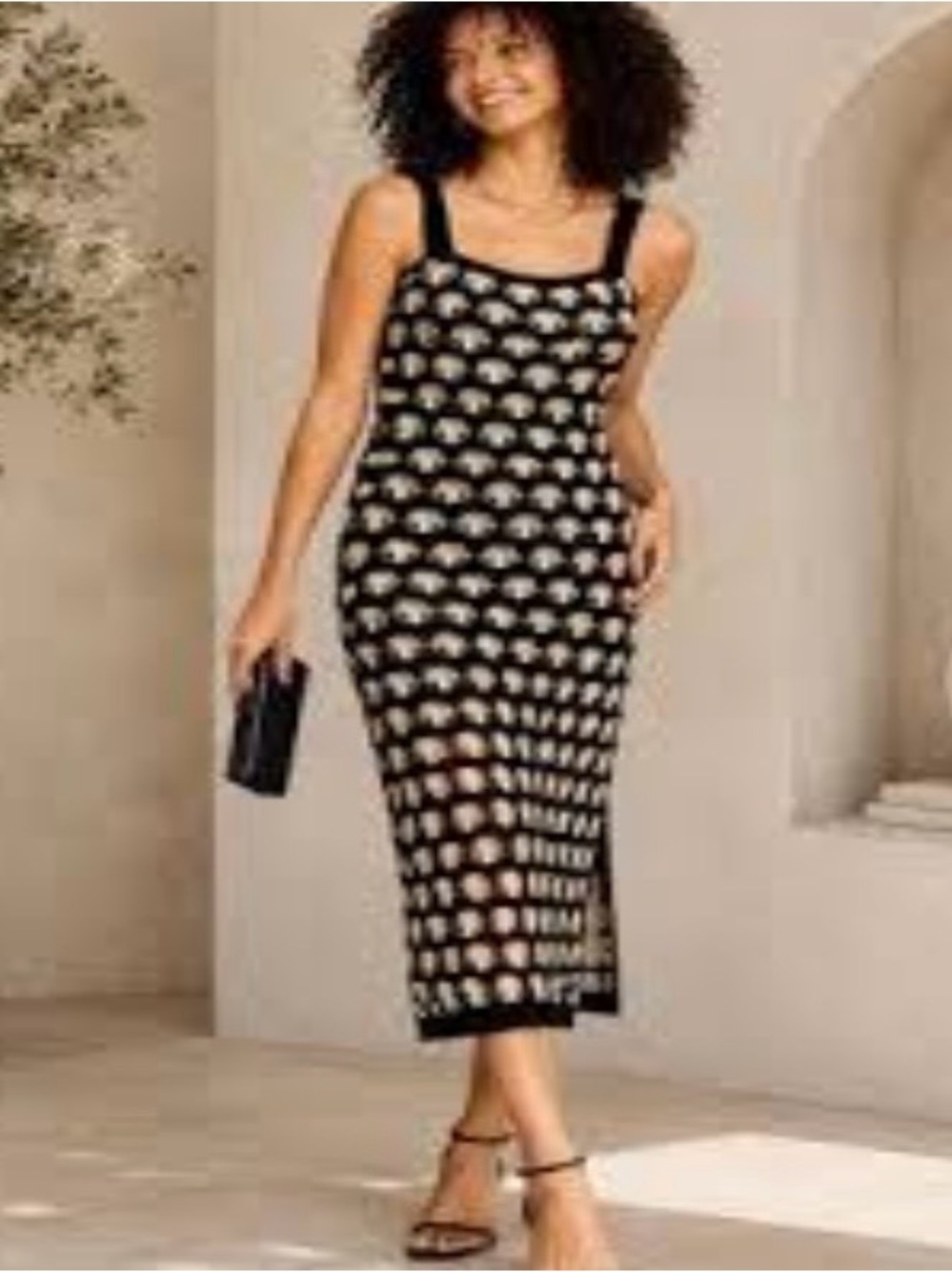 #835 Evereve Beautiful NW partial tag Black Maxi Dress with Cream Fan Pattern